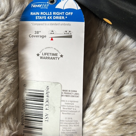 Totes umbrella- mini 38” - Picture 3 of 6